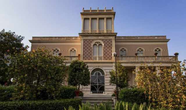 Bari, il fascino di Villa Traversa: quell'antica dimora rimasta uguale a se stessa 