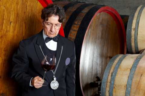 Professione sommelier: Senza di noi al ristorante il vino si serve male