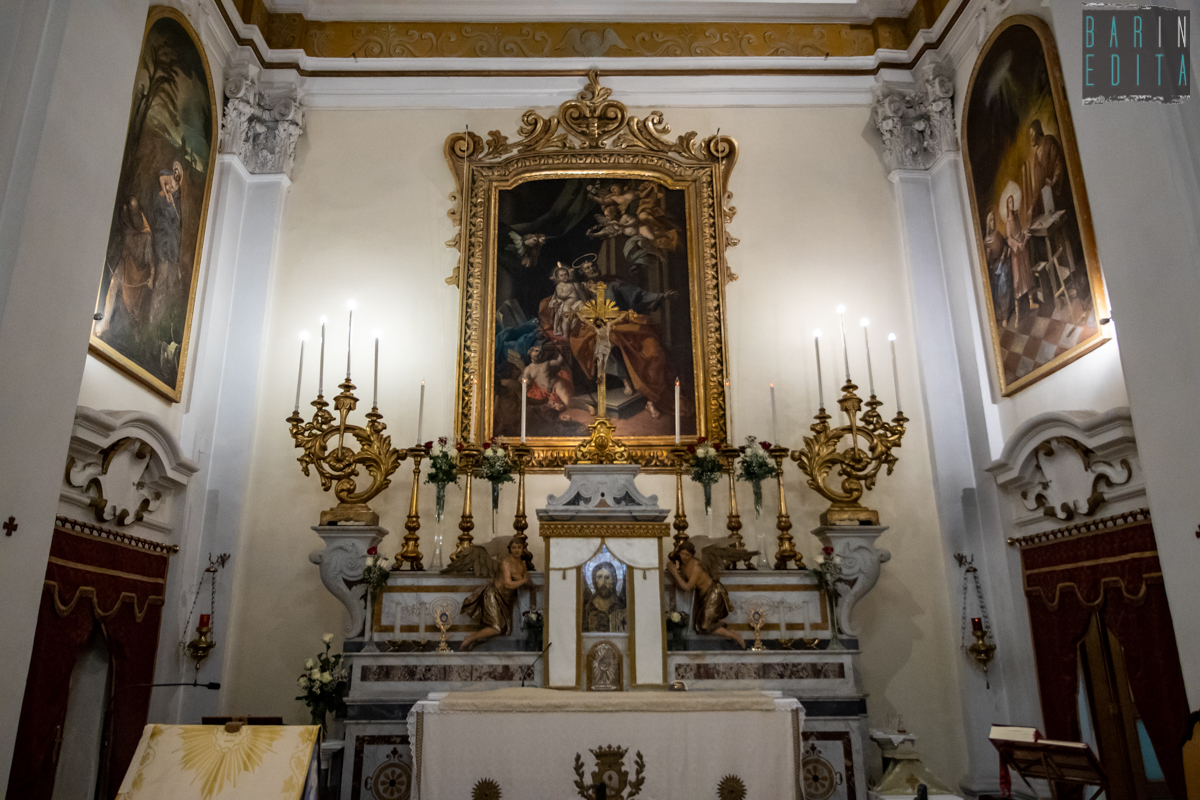 Altari nascosti, tele che si alzano, stanze sotterranee: San Giuseppe, la  chiesa sorprendente