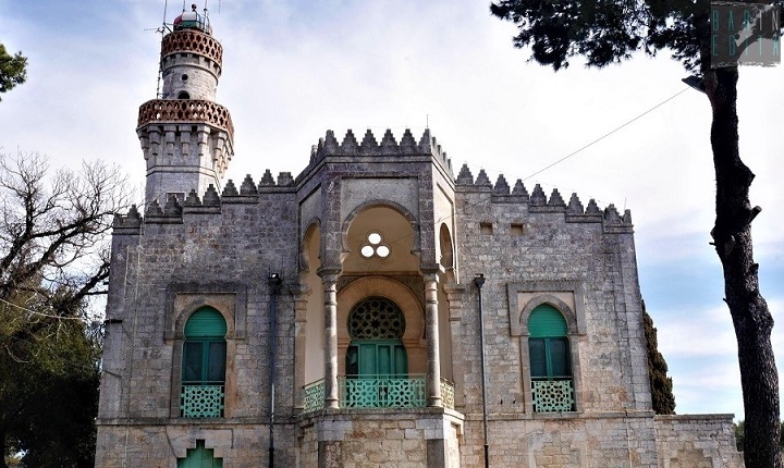 Fasano Nella Selva C E Il Minareto Fiabesco Edificio